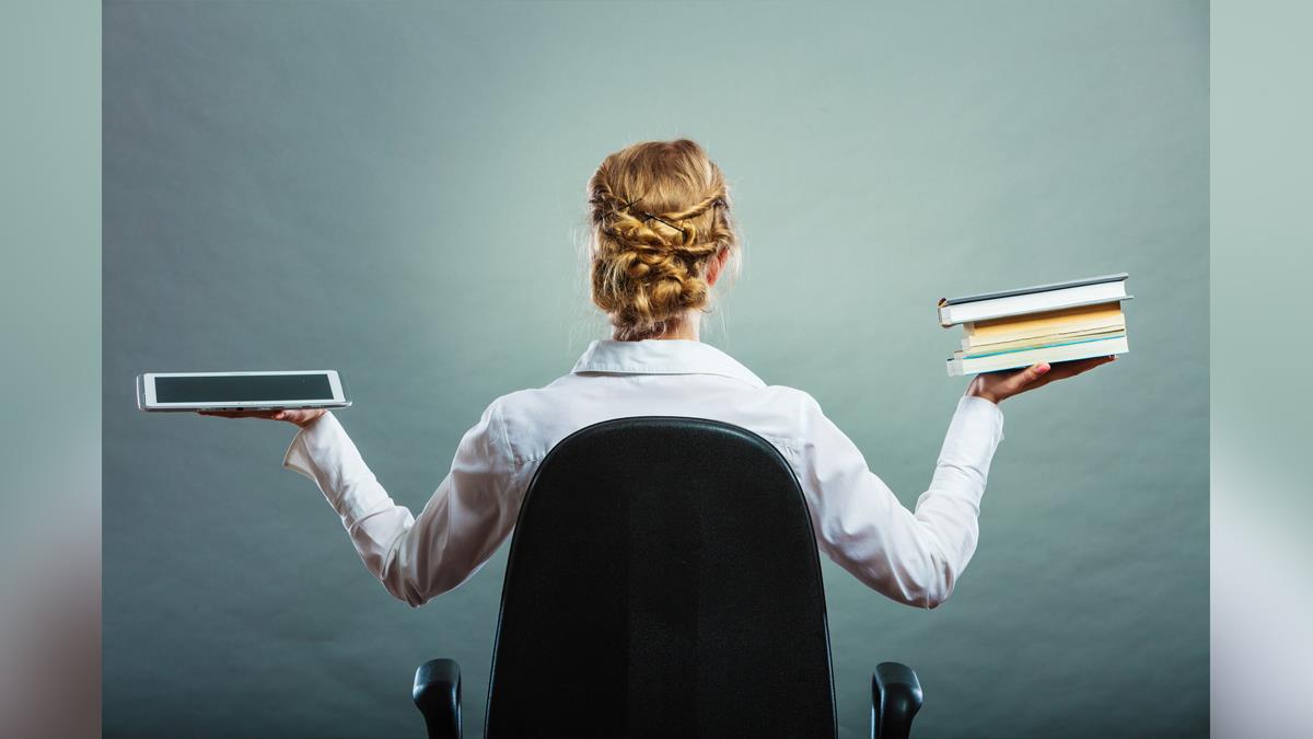 Traditional Education vs. Modern Education - Usher Education